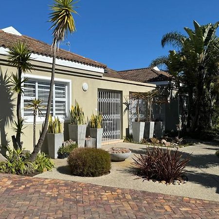 Plett57 - Self Catering - Room No1 Plettenberg Bay Exterior photo